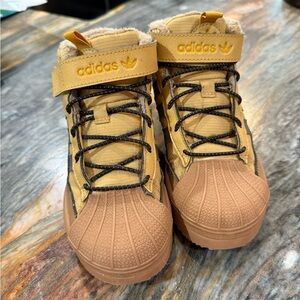 Superstar Winter Trek Shoes Kids